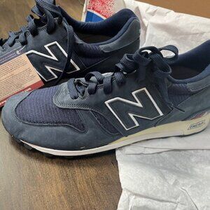 NIB - NEW BALANCE MEN'S NB M1300NR CLASSICS TRADITIONNELS SNEAKER Navy - Size 12